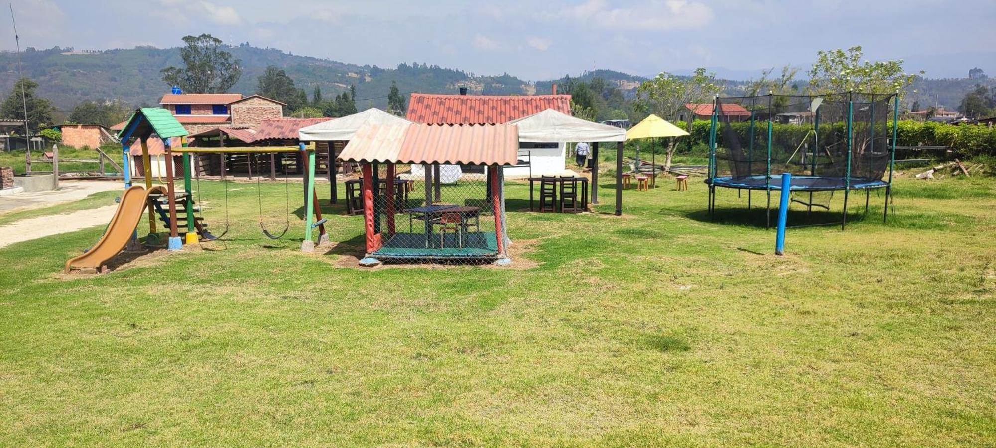 Villa Libertad Paipa Exterior photo
